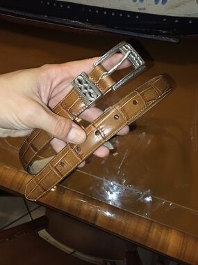 Brighton Leather USA Belt Size 30 M44806 Like New Brown Alligator Silver Buckle